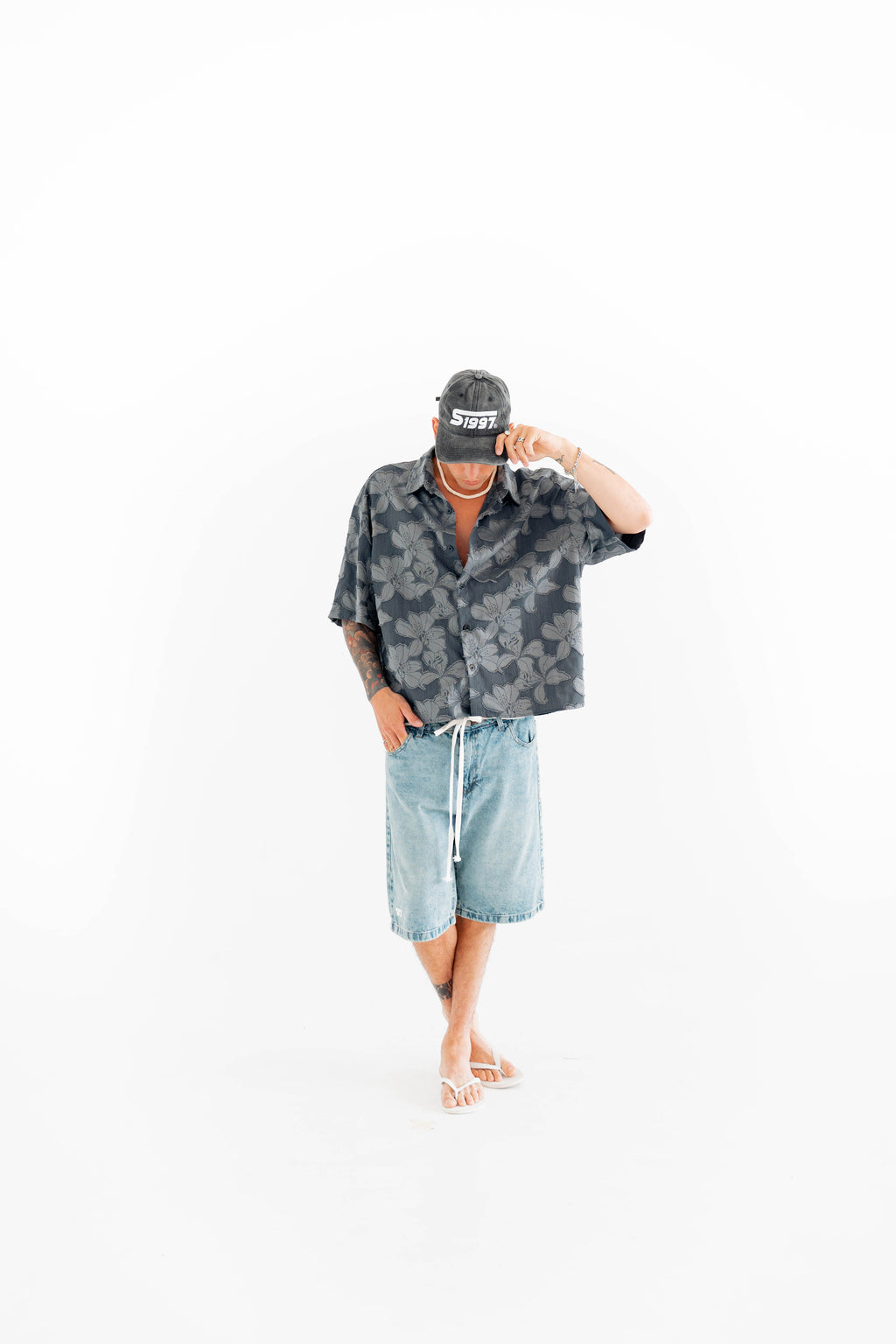 S1997 Black Cap
